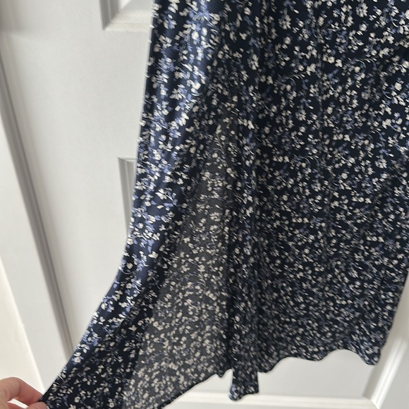 Reformation Frasier Dress size 8 - Picture 6 of 8